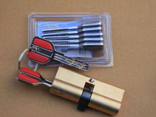 弋江24小时上门开锁公司